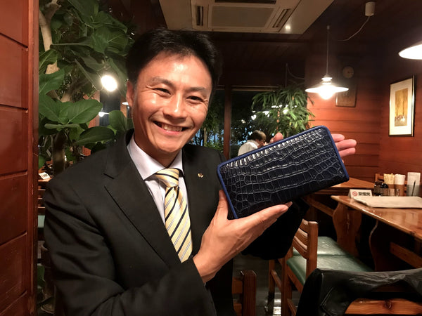 大山  様　クロコダイル革　ダークミスティックブルー　ラウンドジップ式ウォレット