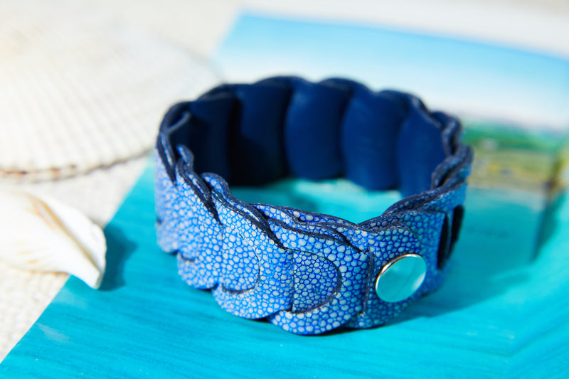 Bracelet [ray leather] sapphire