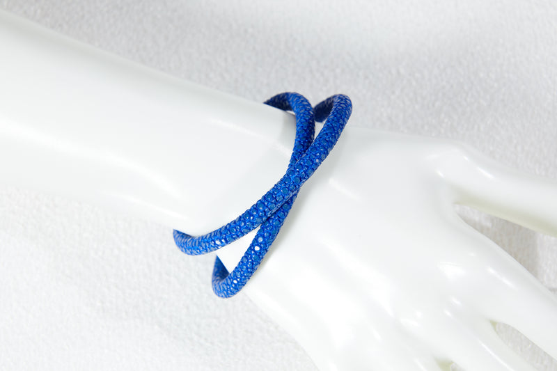 手环颈环【珍珠鱼皮革（鳐鱼皮革）】蓝宝石色5毫米