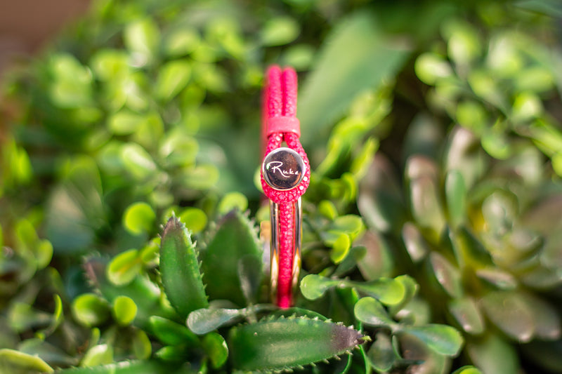 Bracelet [ray leather] Fusia (center circle closure)