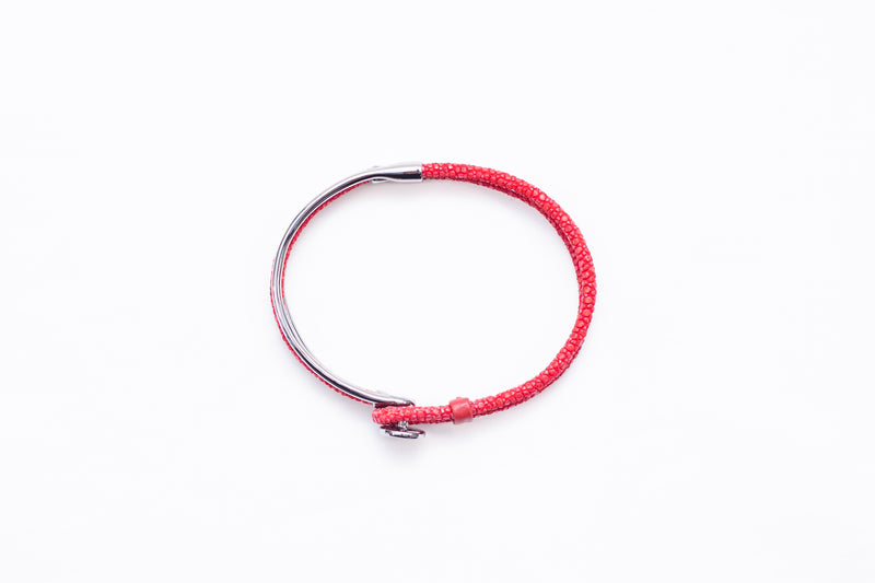 Bracelet [ray leather] Rosso & Black Nickel (center circle closure)