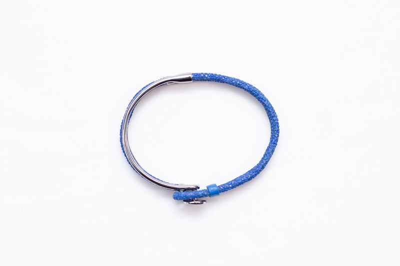 Bracelet [ray leather] sapphire (center circle closure)